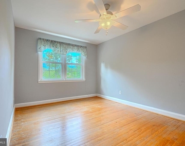 372 Old Trail Road - Photo Thumbnail 17