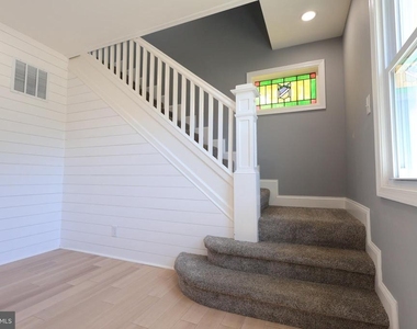 5110 Kenwood Avenue - Photo Thumbnail 29