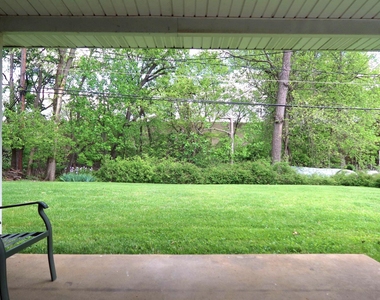 109 Deep Dale Drive - Photo Thumbnail 7