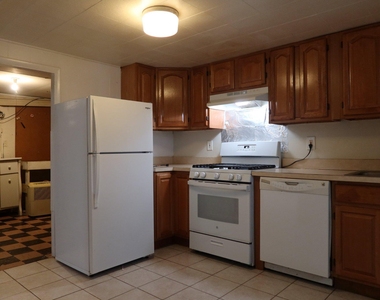 109 Deep Dale Drive - Photo Thumbnail 21