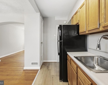7124 Gough Street - Photo Thumbnail 10