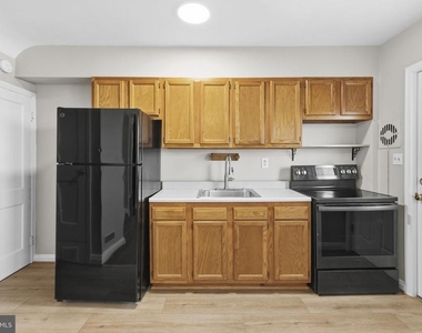 7124 Gough Street - Photo Thumbnail 8