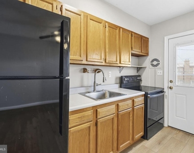 7124 Gough Street - Photo Thumbnail 9