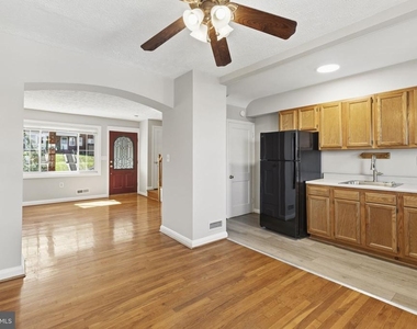 7124 Gough Street - Photo Thumbnail 6