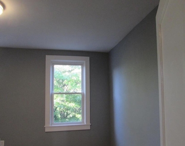 2735 Chesterfield Avenue - Photo Thumbnail 22