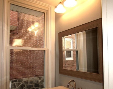 2735 Chesterfield Avenue - Photo Thumbnail 12