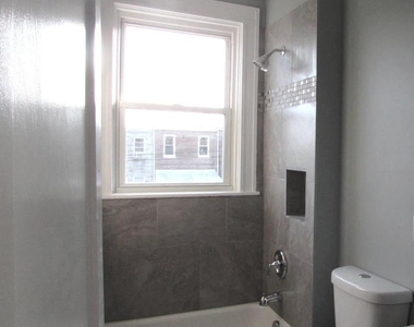2735 Chesterfield Avenue - Photo Thumbnail 13
