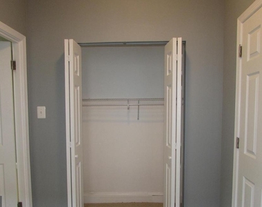 2735 Chesterfield Avenue - Photo Thumbnail 18