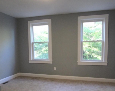2735 Chesterfield Avenue - Photo Thumbnail 15