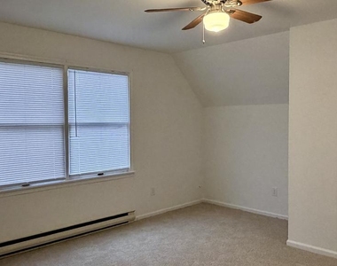 15 Colgate Drive - Photo Thumbnail 20