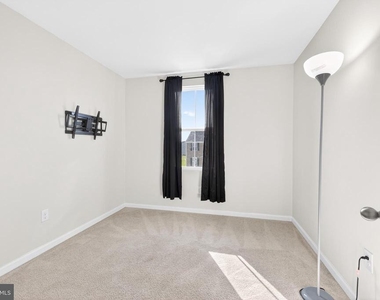 6364 Pebblebrook Drive - Photo Thumbnail 22
