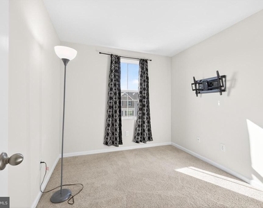6364 Pebblebrook Drive - Photo Thumbnail 23