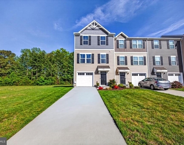 6364 Pebblebrook Drive - Photo Thumbnail 2