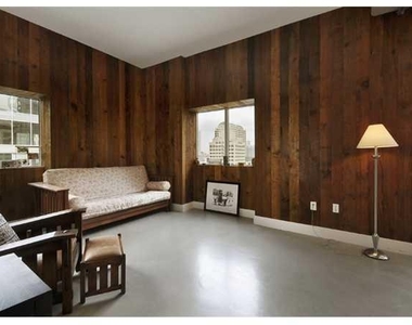 800 Brazos St - Photo Thumbnail 4