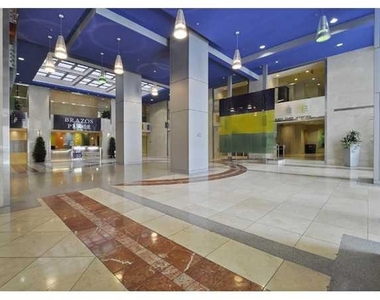 800 Brazos St - Photo Thumbnail 17