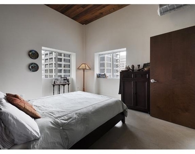 800 Brazos St - Photo Thumbnail 12