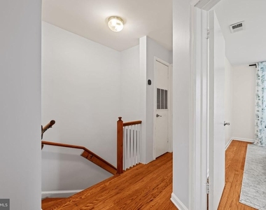 139 Hawaii Avenue Ne - Photo Thumbnail 7
