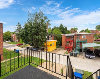 139 Hawaii Avenue Ne - Photo Thumbnail 20