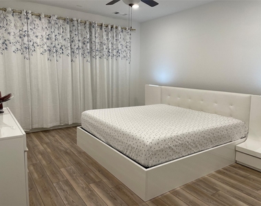 10403 Spanish Jennet Way - Photo Thumbnail 19