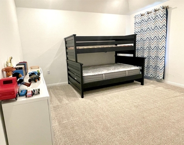 10403 Spanish Jennet Way - Photo Thumbnail 7