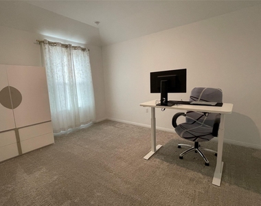 10403 Spanish Jennet Way - Photo Thumbnail 14