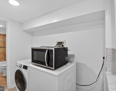 141 Uhland Terrace Ne - Photo Thumbnail 7