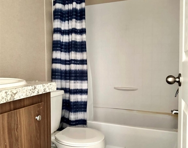 104 Shoshoni Dr - Photo Thumbnail 14