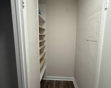 2325 42nd Street Nw - Photo Thumbnail 15