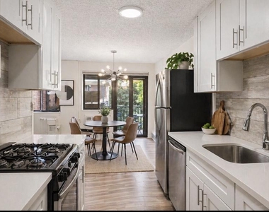 2325 42nd Street Nw - Photo Thumbnail 10