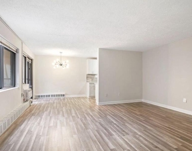 2325 42nd Street Nw - Photo Thumbnail 4
