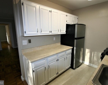 4114 Davis Place Nw - Photo Thumbnail 1