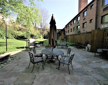 4114 Davis Place Nw - Photo Thumbnail 3