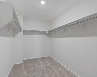 305 Los Cobos Ln - Photo Thumbnail 17