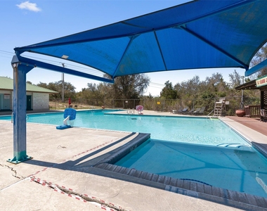 312 Country Club Dr - Photo Thumbnail 36