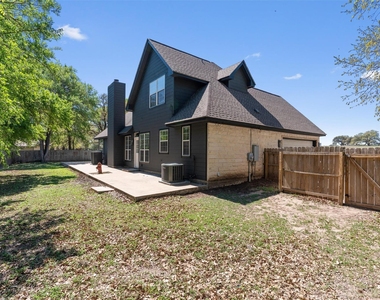 312 Country Club Dr - Photo Thumbnail 28