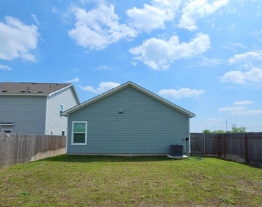 1232 Cattail Ln - Photo Thumbnail 17
