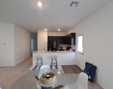 1232 Cattail Ln - Photo Thumbnail 4