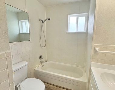 406 Swanee Dr - Photo Thumbnail 4