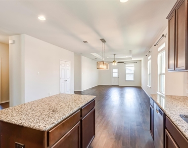 11617 Amber Stream Ln - Photo Thumbnail 11