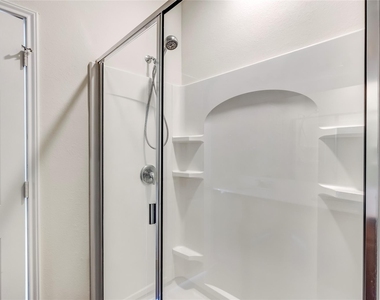 11617 Amber Stream Ln - Photo Thumbnail 17