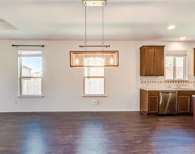 11617 Amber Stream Ln - Photo Thumbnail 12