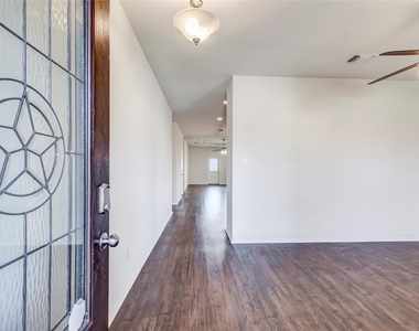 11617 Amber Stream Ln - Photo Thumbnail 3