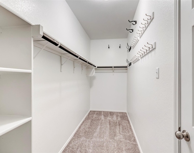11617 Amber Stream Ln - Photo Thumbnail 18