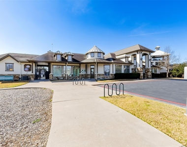 11617 Amber Stream Ln - Photo Thumbnail 32