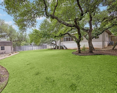 313 S Flamingo Dr - Photo Thumbnail 4