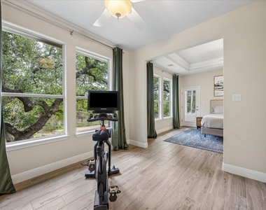 313 S Flamingo Dr - Photo Thumbnail 14