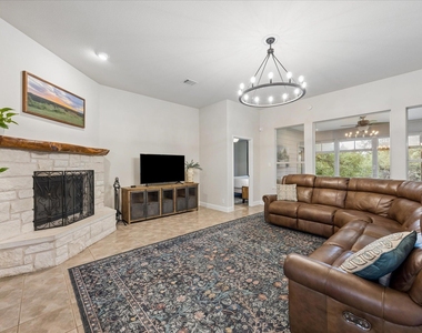 313 S Flamingo Dr - Photo Thumbnail 8