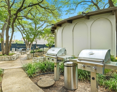 1801 Lavaca St - Photo Thumbnail 24