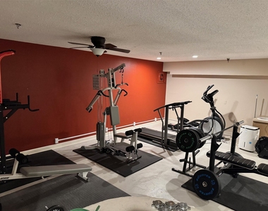 1704 West Ave - Photo Thumbnail 17