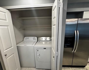 1704 West Ave - Photo Thumbnail 14